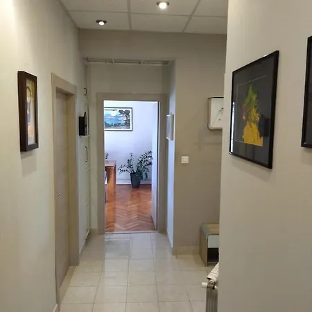 Jojo Apartment