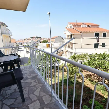 Jojo Apartment Primosten